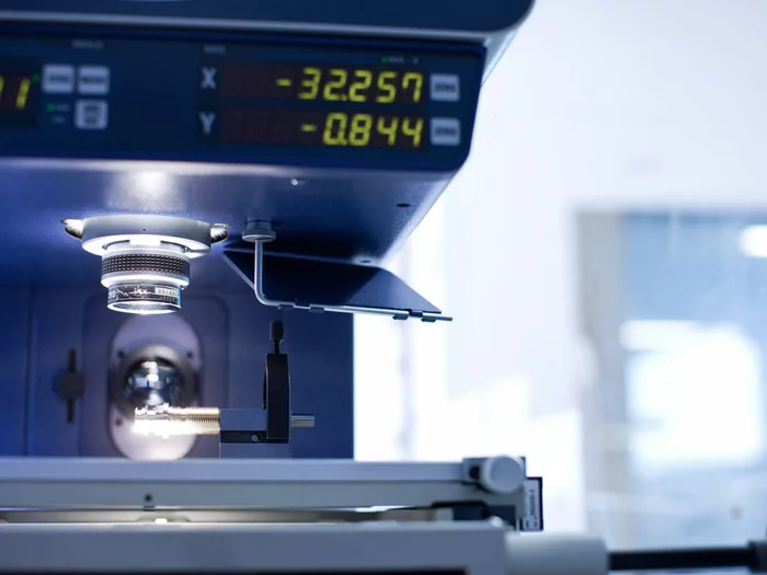 Foto: Gesco: Nahaufnahme einer Maschine mit digitaler Anzeige