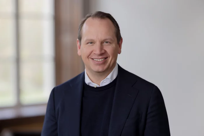 Porträt von Geschäftsführer Marc Breidenbach