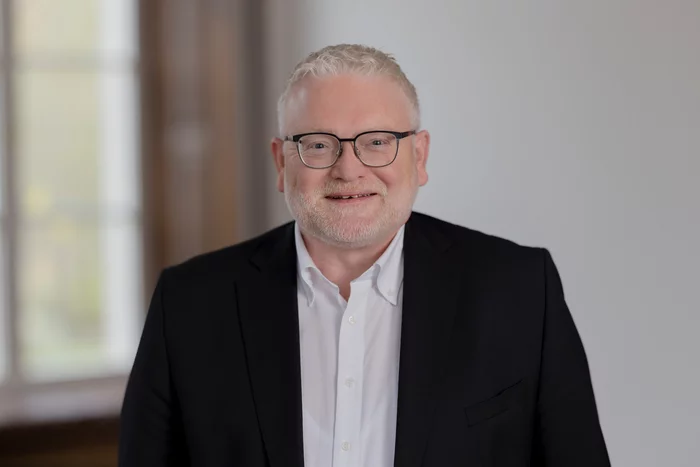 Portrait von Geschäftsführer Guido Müller-Späth